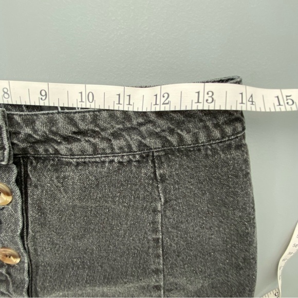 Lulus black faded denim button front flare mini skirt, M - Picture 7 of 9